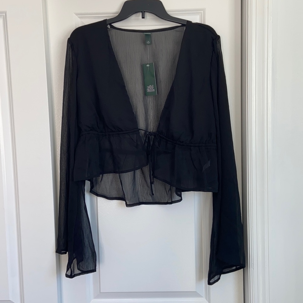 Tie front crop top.